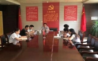 市二院召開中心組擴大會， 開展“講嚴立”專題學習