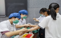 市二院赴中學開展新生入學體檢結(jié)核病篩查工作